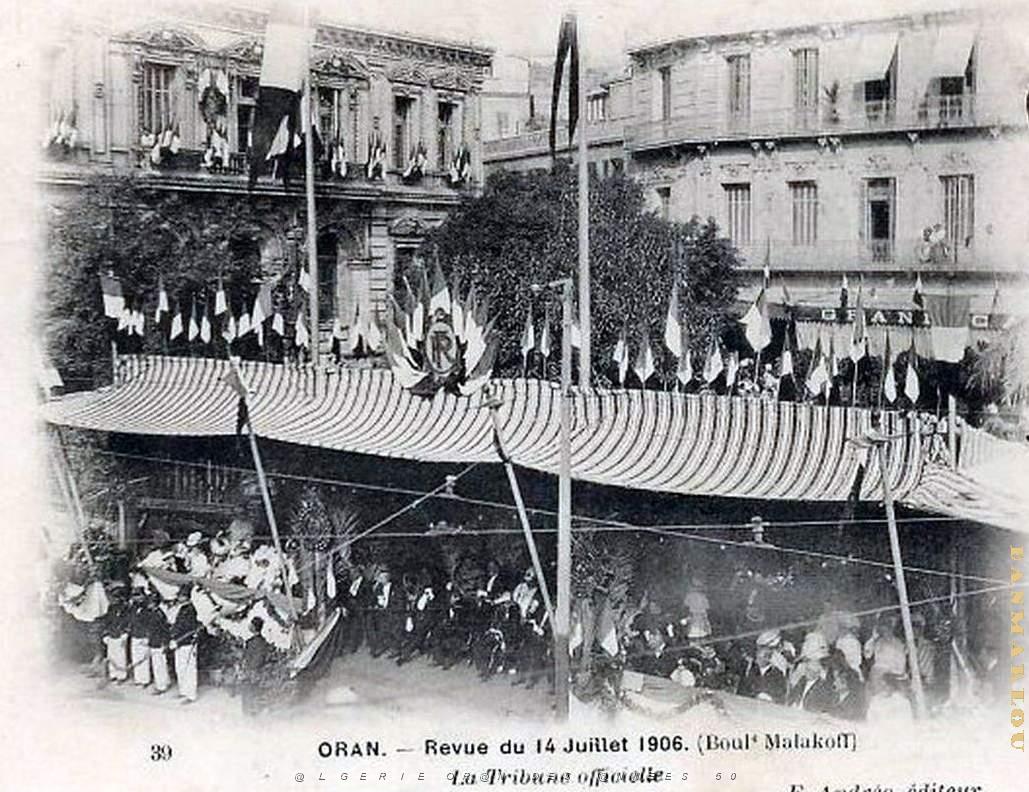 MH b- 060- Place Kleber et prefecture.jpg